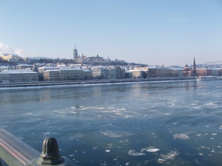 Lastre ghiacciate sul Danubio